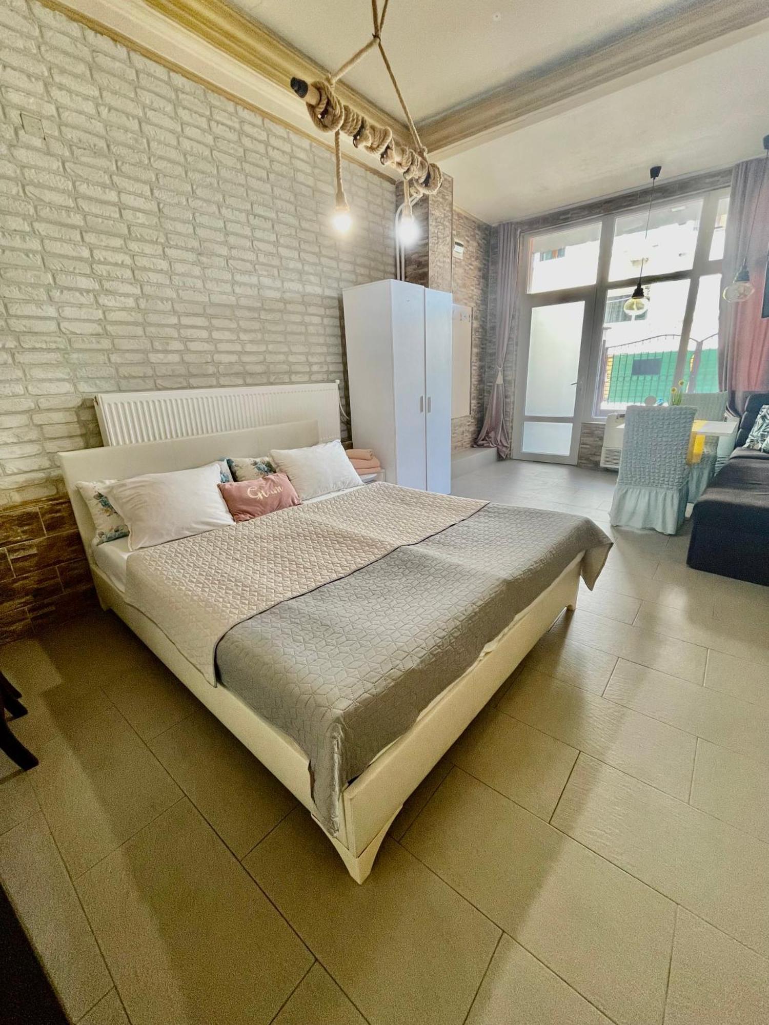 White Rose Guest Rooms Burgas Exterior photo