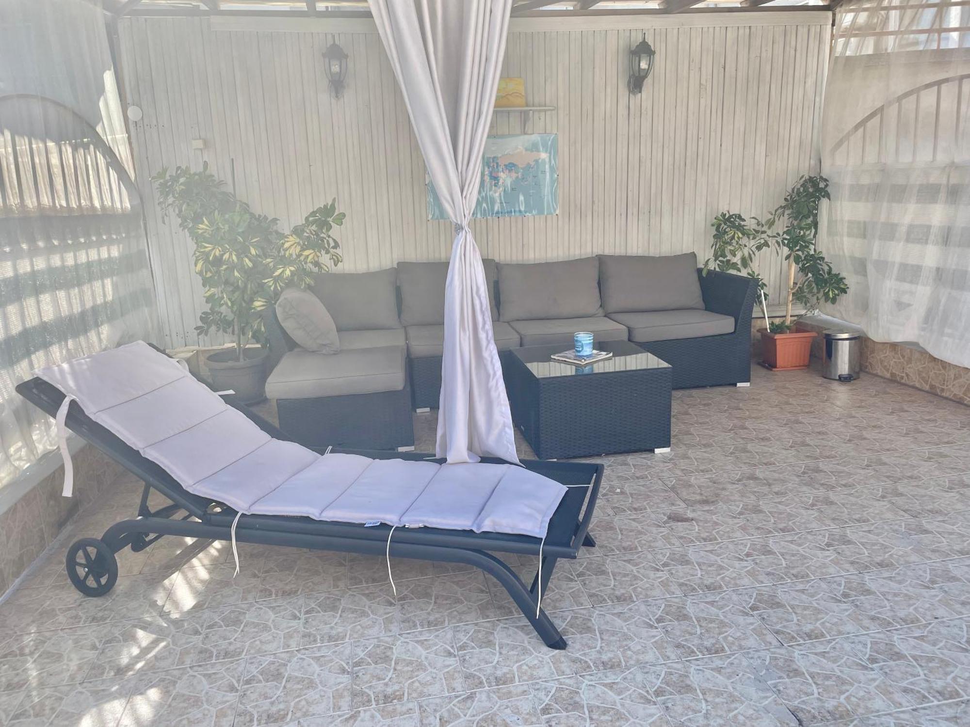 White Rose Guest Rooms Burgas Exterior photo